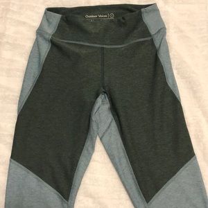 Outdoor Voices color block leggings